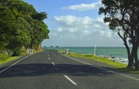 Thames;Coromandel;sandy_beaches;bachs;holiday_homes;blue_sky;blue_sea;bush;nativ