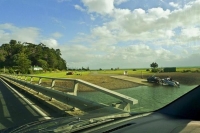 Thames;Waiomu;Coromandel;sandy_beaches;bachs;holiday_homes;blue_sky;blue_sea;bus