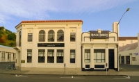 Napier;Hawkes_Bay;Gardens;Art_Deco;sculptures;promenade;Art_Deco_buildings