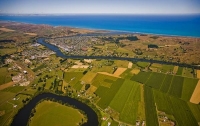 Aerial;Wairoa;Hawkes_Bay;bush;native_forrest;golden_sands;bluffs;River;cliffs;sa
