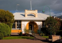 Bulls;Manawatu;agriculture;agricultural_centre;War_Memorial_Public_Library;War_M