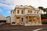 Whanganui;Regional_Centre;Whanganui_River_Mouth;Kowhai_Park;Aromoana_Lookout;War