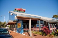 Inglewood;Taranaki;National_Toy_Museum;National;Toy;Museum;blue_sky