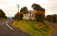 North_Taranaki_Coast;Oakura;Taranaki;River;Rivers;bush;native_forrest;green_fiel