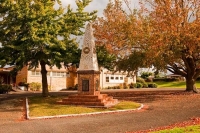 Huntly;Waikato_River;suburburban;bridge;green_fields;River;bridge;New_Zealand;Po