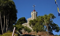Lyttelton;Canterbury;Lyttelton_Harbour;Banks_Peninsula;Diamond_Harbour;Dry_dock;