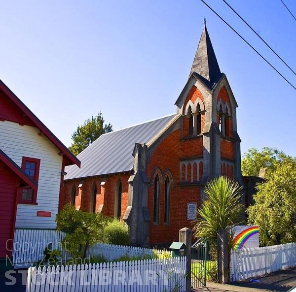 Dunedin;Otago;university city;university;harbour;golden sands;gothic buildings;Heritage Museum;law courts;Station;Train Station;Glenavon;Methodist Church;Nth Dunedin