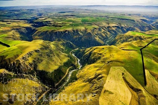 Aerial;Dunedin;Otago;Taieri Gorge;rail;river