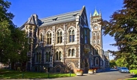 Dunedin;Otago;university_city;university;harbour;golden_sands;gothic_buildings;H