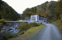 Cobb_River_Valley;Golden_Bay;mountains;hills;rivers;Road;bush;native_forrest;gre