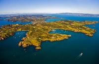 Aerial;Waiheke_Island;Oneroa;Ostend;Omiha;OnetangiBeach;Onetangi;Palm_Beach;vine