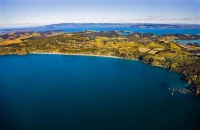 Aerial;Waiheke_Island;Oneroa;Ostend;Omiha;OnetangiBeach;Onetangi;Palm_Beach;vine