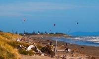 Waikanae;Kapiti_Coast;Tararua_Ranges;vegetable_growing;Blue_sky;tramping_tracks;
