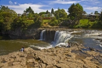 Haruru_Falls;Northland;Waitangi_River;waterfall;tourists;kayak;Children