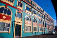 New_Plymouth;Taranaki;Devonport_Appartments;Down_Town;colourful_Building;colourf