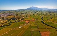 Aerial;Stratford;Taranaki;Stratford_Aerodrome;Mount_Taranaki;Mount_Egmont;dairy;