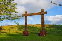 Kawhia;Waikato;coastal;bachs;holiday_homes;bush;native_forrest;blue_sky;blue_sea
