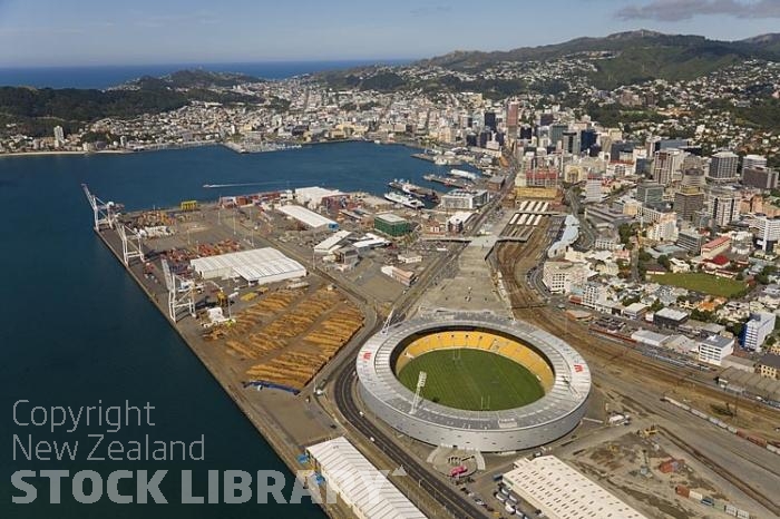 Aerial-Wellington-Wharf-containers-cranes-sheds-storage sheds-caketin