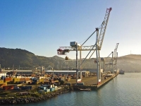 Wellington;Beehive;parliament;down_town;highrise;airport;bays;marina;docks;harbo