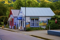 Banks_Peninsula;Canterbury;Green_Paddocks;green_fields;bush;native;forrest;frenc
