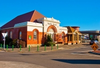 Ashburton;Canterbury;Canterbury_Plain;Green_Paddocks;green_fields;church;churche