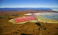 Aerial;Lake_Grassmere;Marlborough;salt_works;evaporation_ponds;salt_production;L