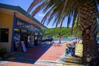 Picton;Marlborough_Sounds;Marlborough;bush;native_forrest;hills;Picton_Aquarium