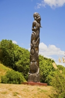 Wairau_Plains_and_Coast;Marlborough;vineyards;braided_rivers;Maori_Carving;Karak