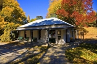 Arrowtown;Otago;Heritage_Museum;churches;church;golf;golf_courses;Arrow_River;Ar