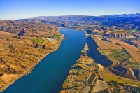 Aerial;Cromwell;Lake_Dunstan;Otago;Heritage_Museum;churches;church;Clutha_river;