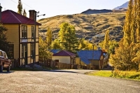 St_Bathans;Naseby;Ranfurly_Region;Otago;St_Bathans;Main_St;steep_hill